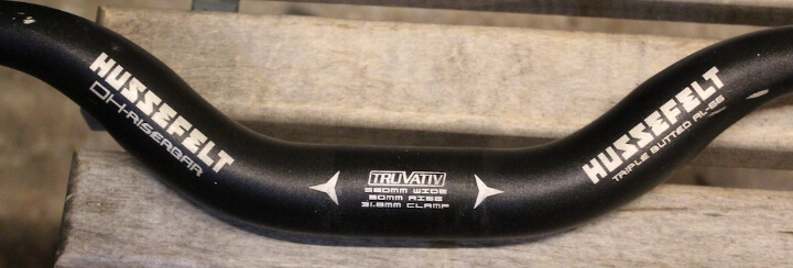close up hussefelt handlebar